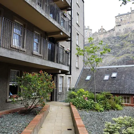Castle View&Grassmarket Studio Flat With Luxury Bathroom Edinburgh Exterior photo