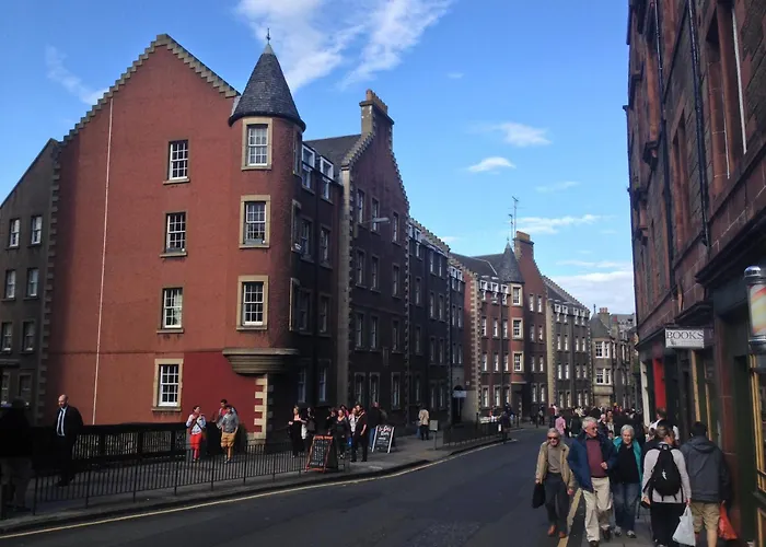 Castle View&Grassmarket Studio Flat With Luxury Bathroom