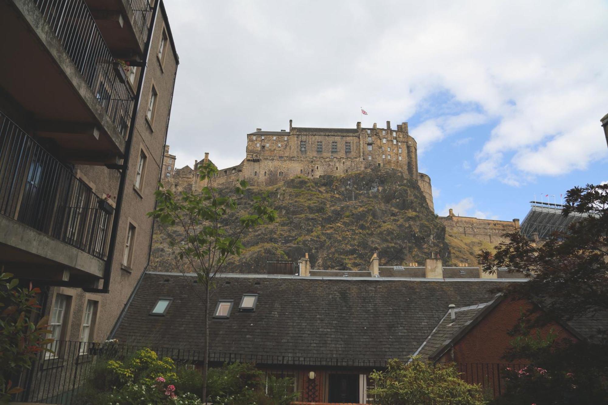 Castle View&grassmarket Studio Flat With Luxury Bathroom Apartment Edinburgh