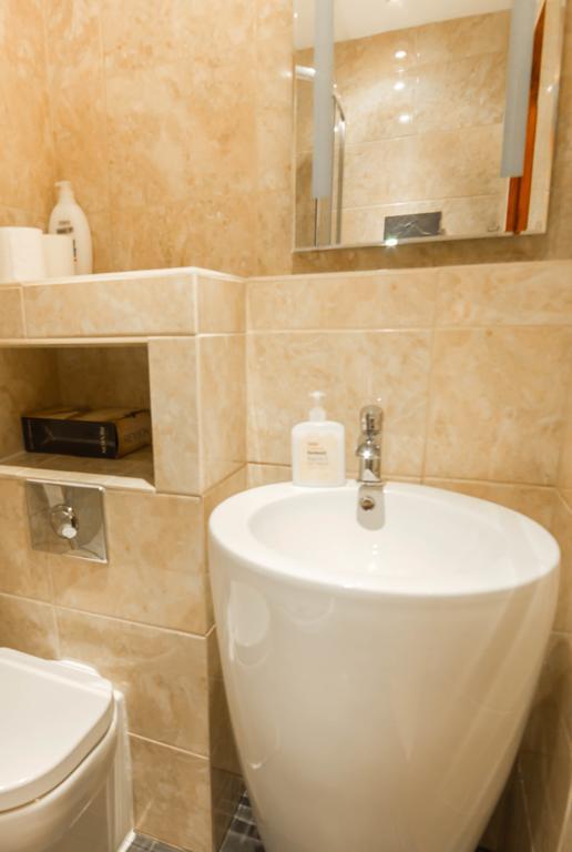Apartment Castle View&grassmarket Studio Flat With Luxury Bathroom Edinburgh